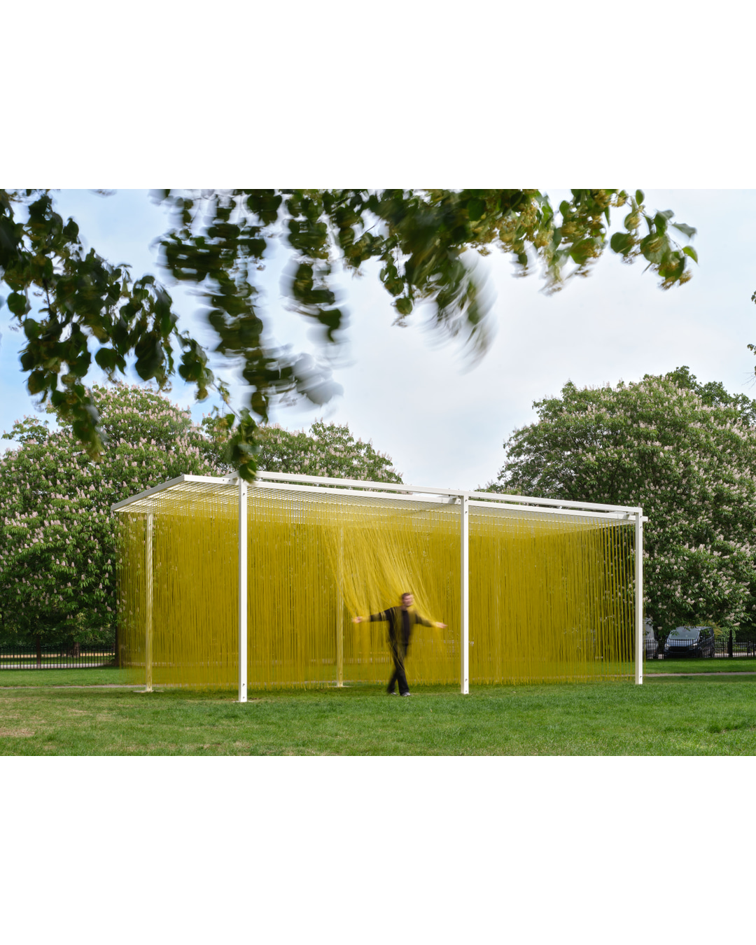 Jesús Rafael Soto, Pénétrable BBL Jaune at Serpentine South Gallery, photo 3