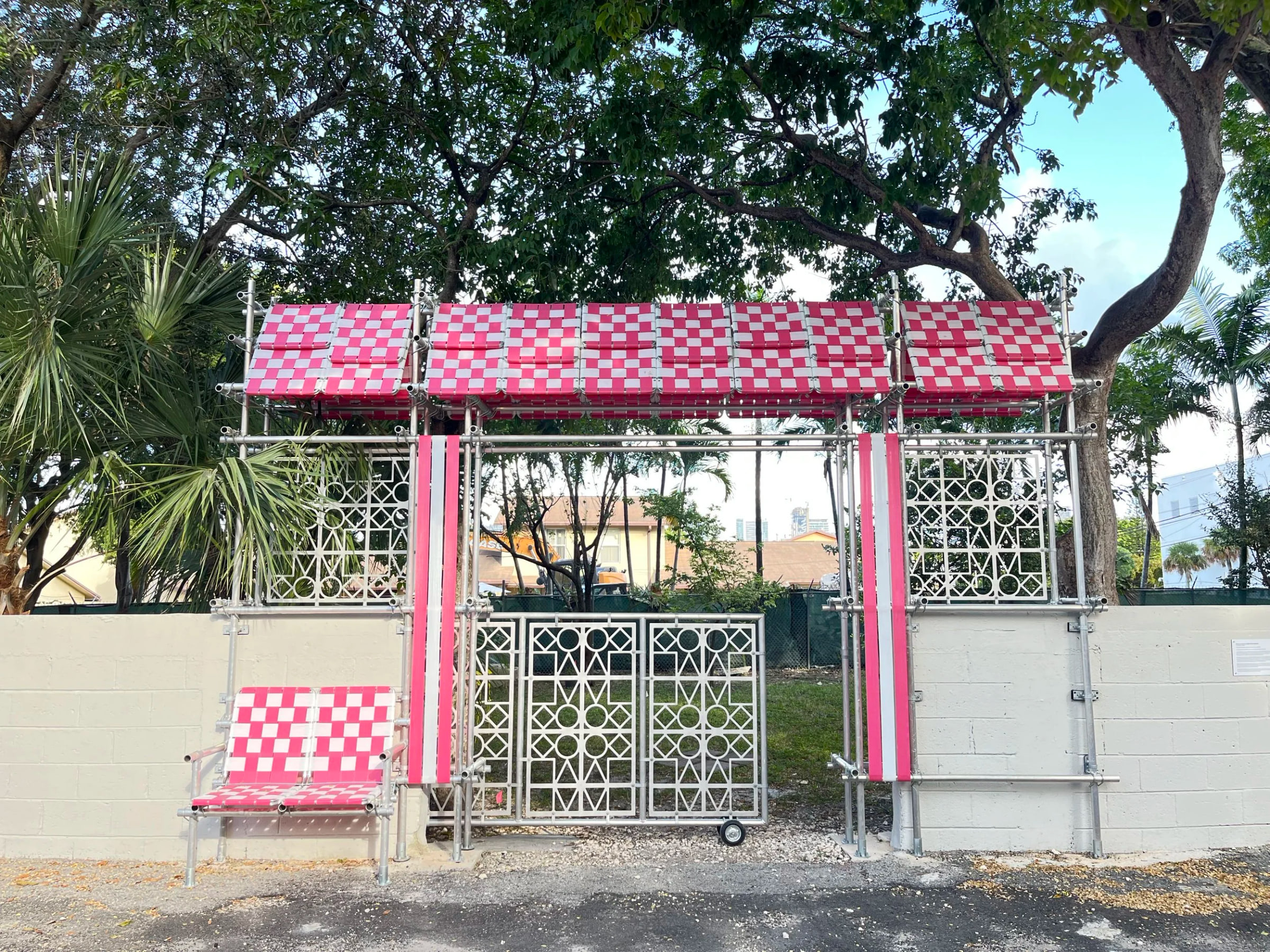 Elmer O. García, Olga Kusche-Iglesias, The Porch at Bakehouse Art Complex