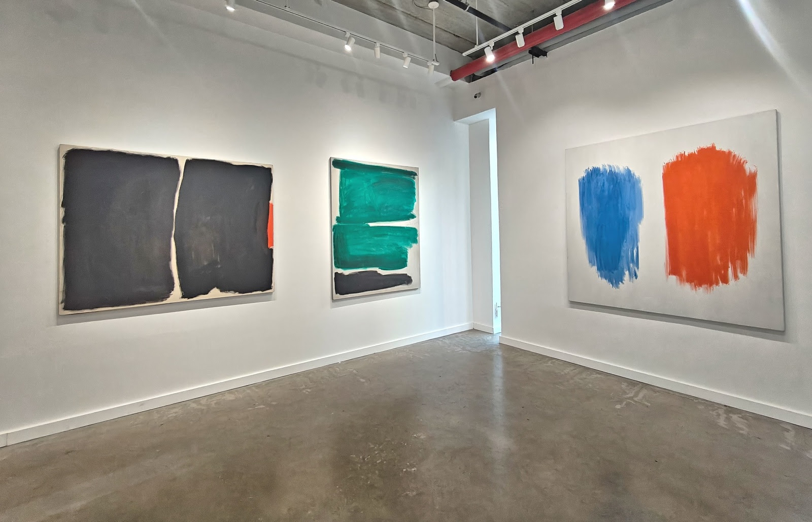 Edward Zutrau, Thirty Years, Two Worlds at Lincoln Glenn, photo 3