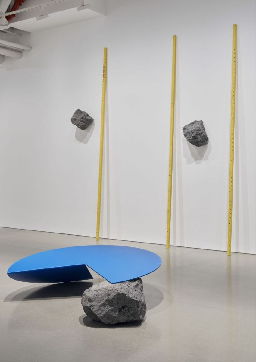 Gabriel Kuri, Your Cost-Benefit Calculations at Kurimanzutto, photo 2