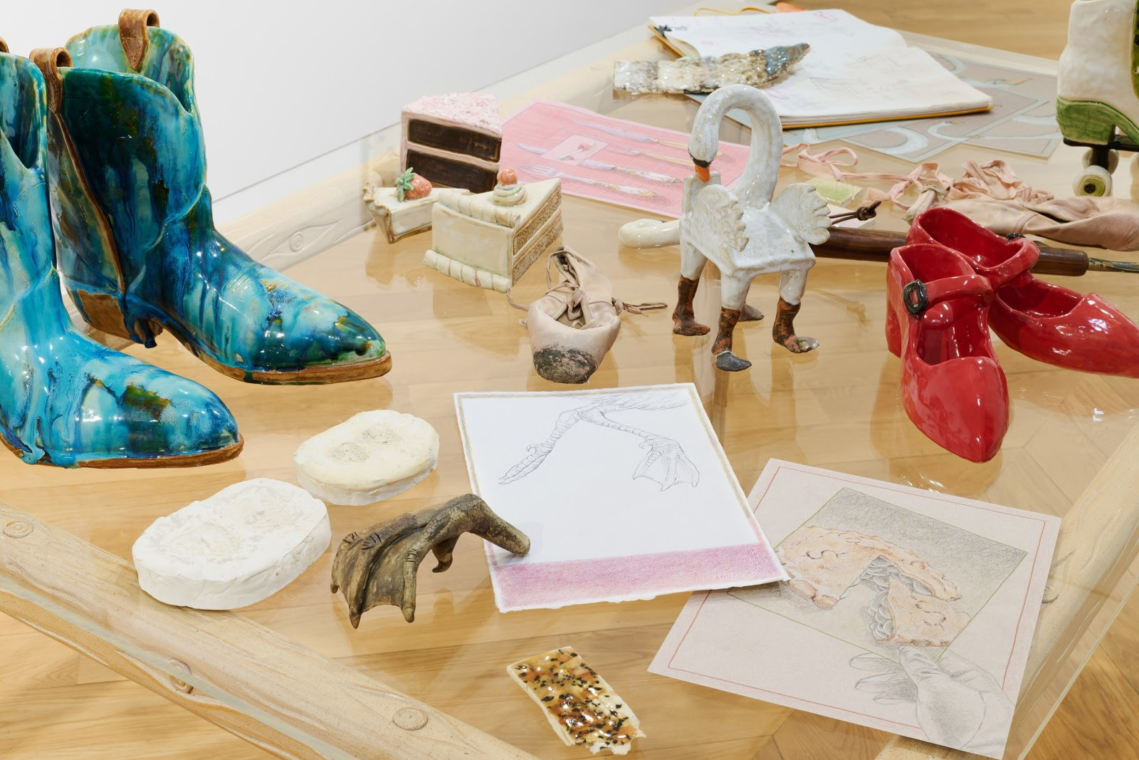 Stephanie Temma Hier, Swan Song at Anton Kern, photo 2