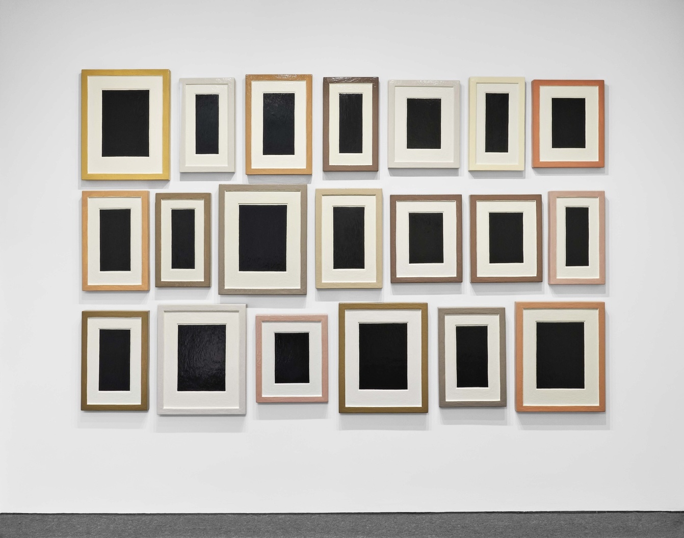 Allan McCollum, A Moment in Time: Plaster Surrogates, 1991-1993 at Petzel, photo 2