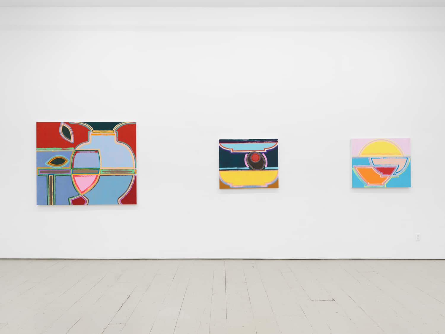Holly Coulis, Whereabouts at Klaus von Nichtssagend, photo 6