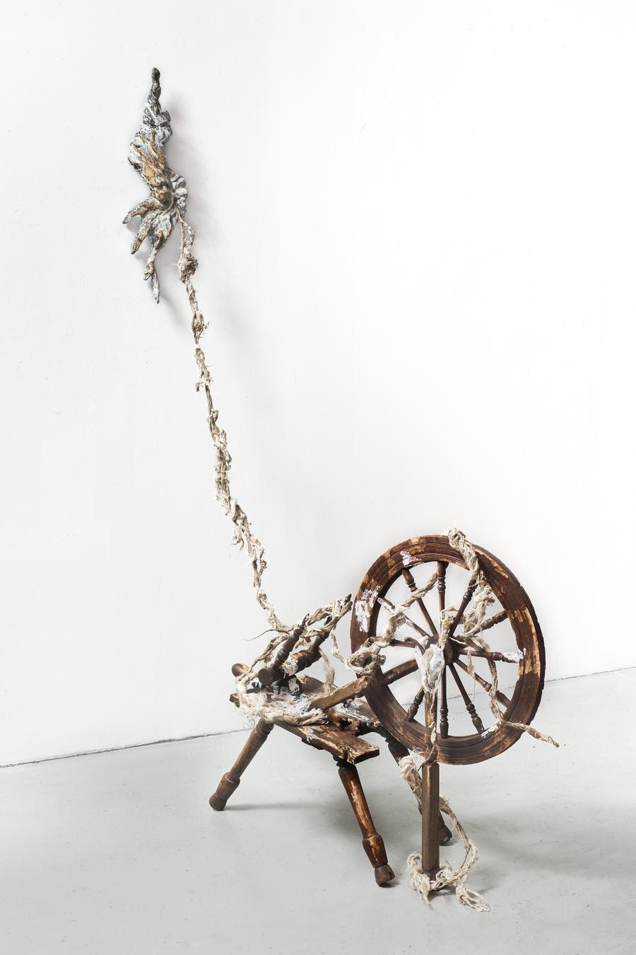 Echo Yan & Cass Yao, Feeding the Load, Regulated Dosage at Frisson, photo 2