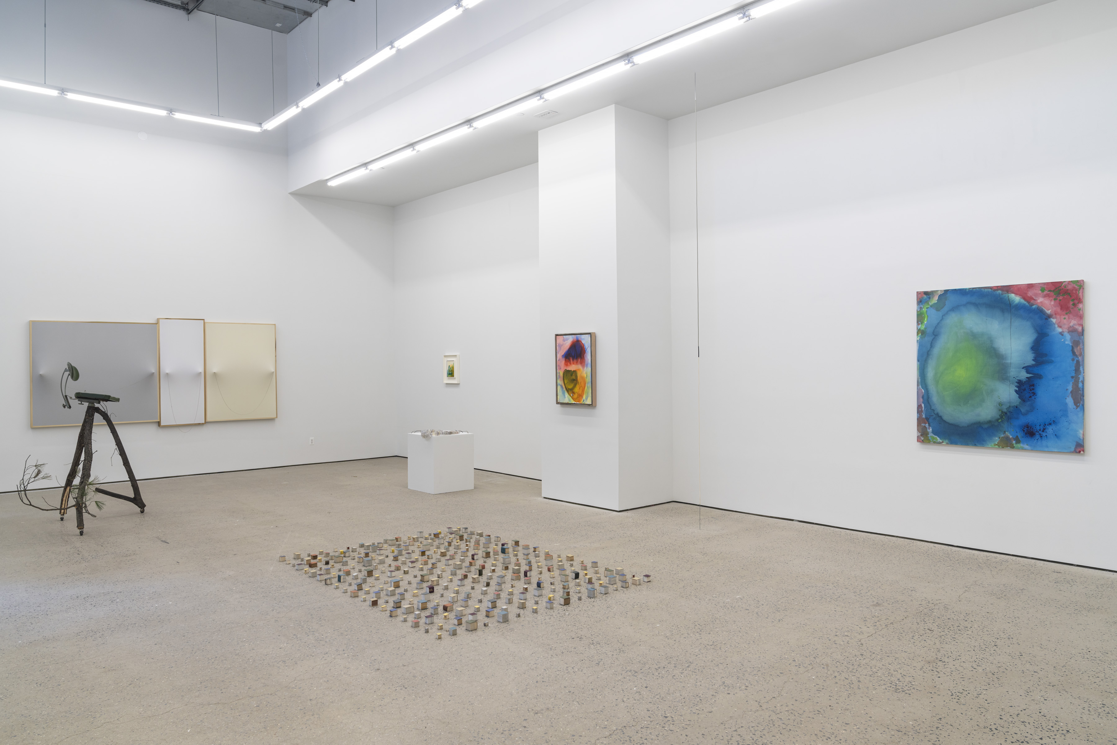 Swivel Gallery