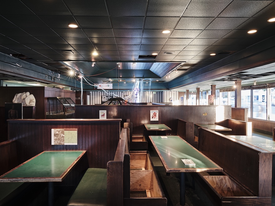 Sizzler, image 5 of 14