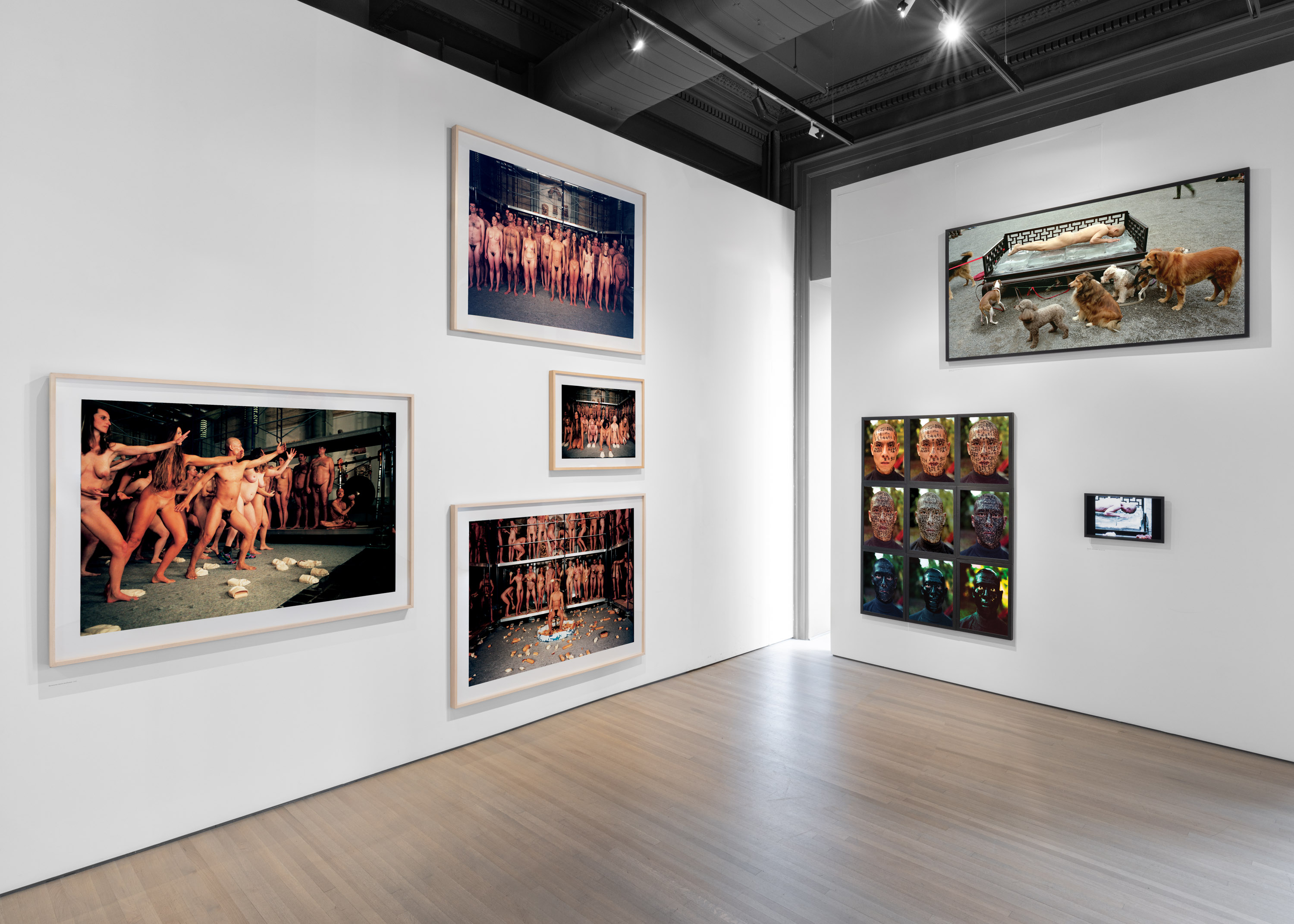 Zhang Huan, image 8 of 25