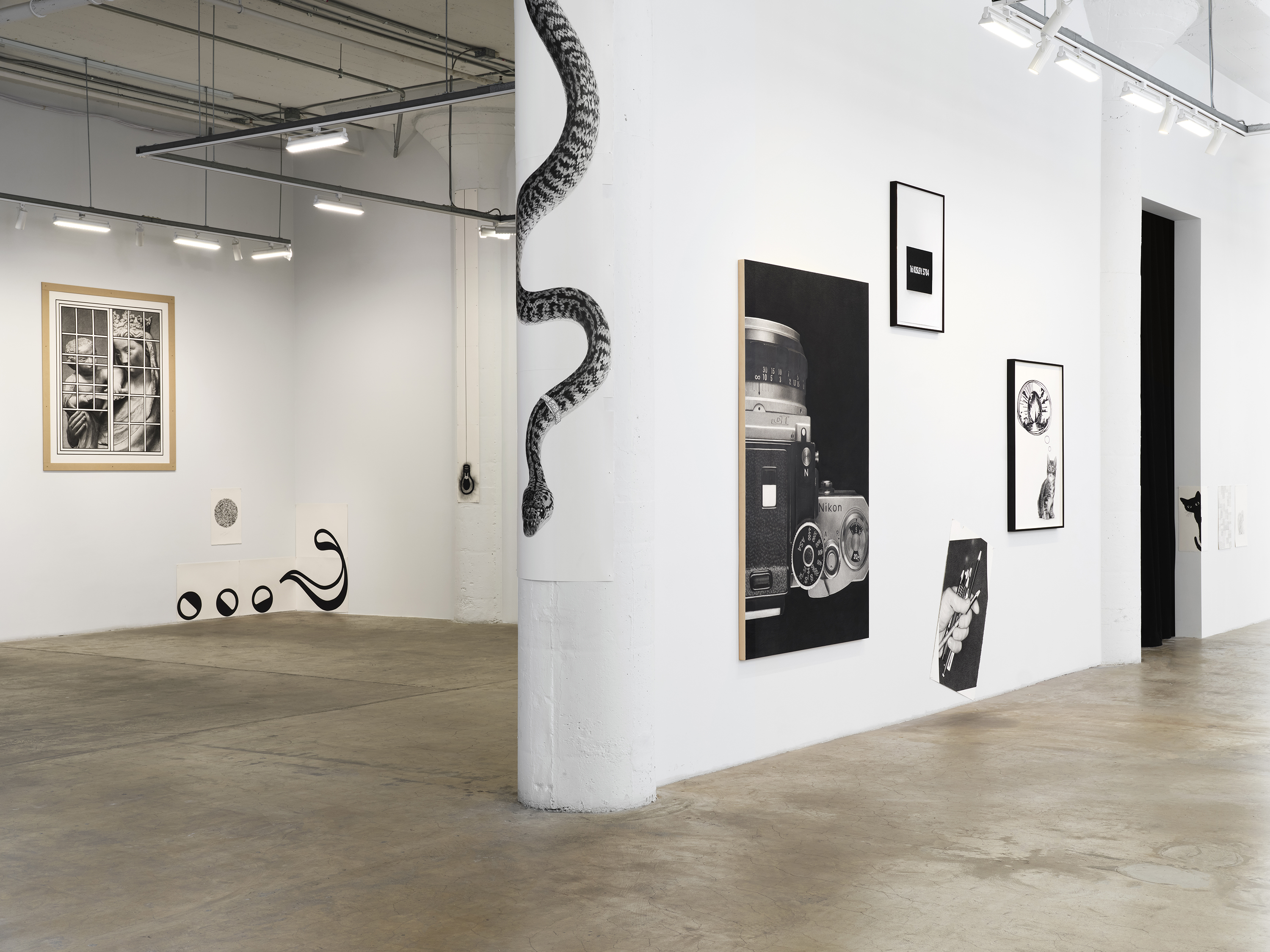 Karl Haendel, Glass Half at Vielmetter, photo 4