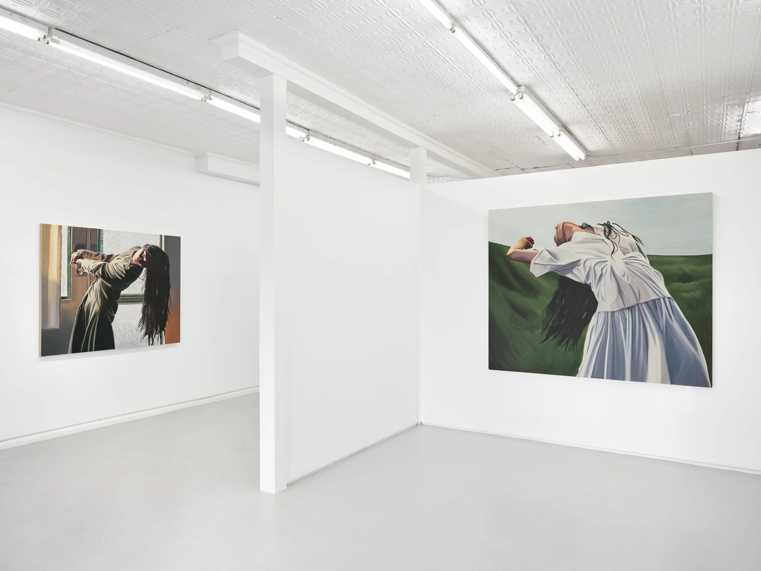 Molly Bounds, The Light That Loses, The Night That Wins at Mrs., photo 4