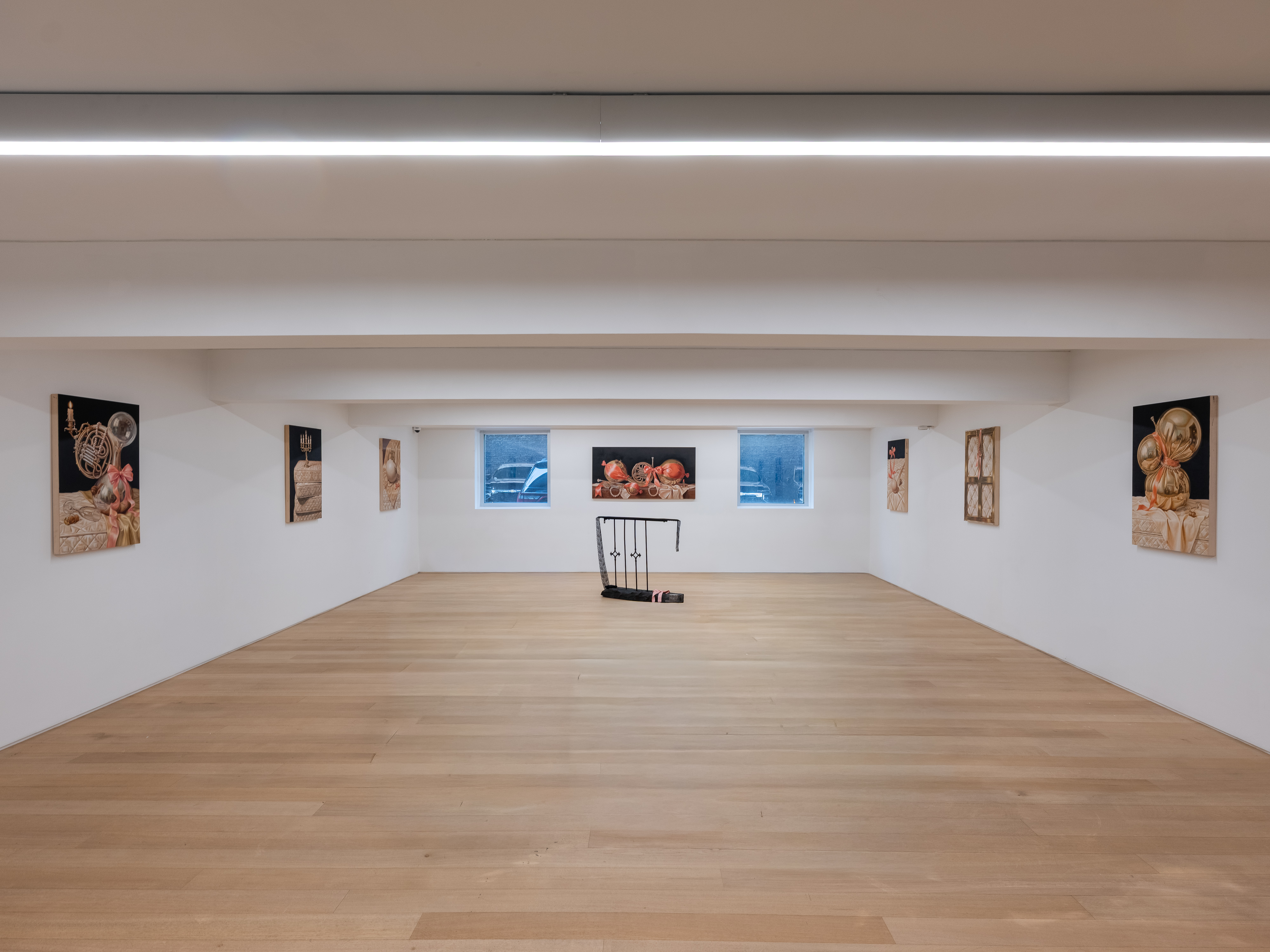 David Smalling, Elizabethan Collar at Templon, photo 4