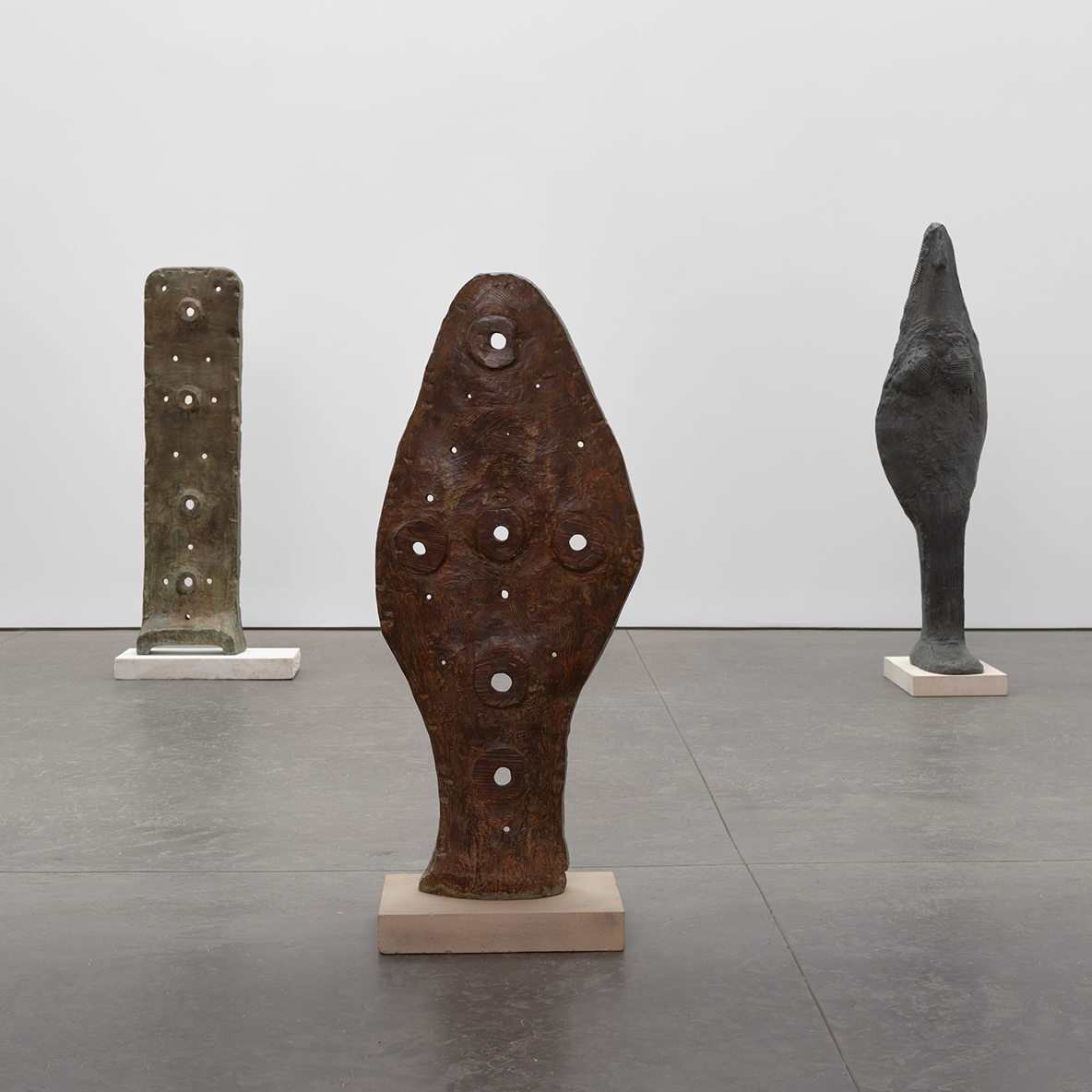William Turnbull, Origins (1946–1959) at Karma, photo 2