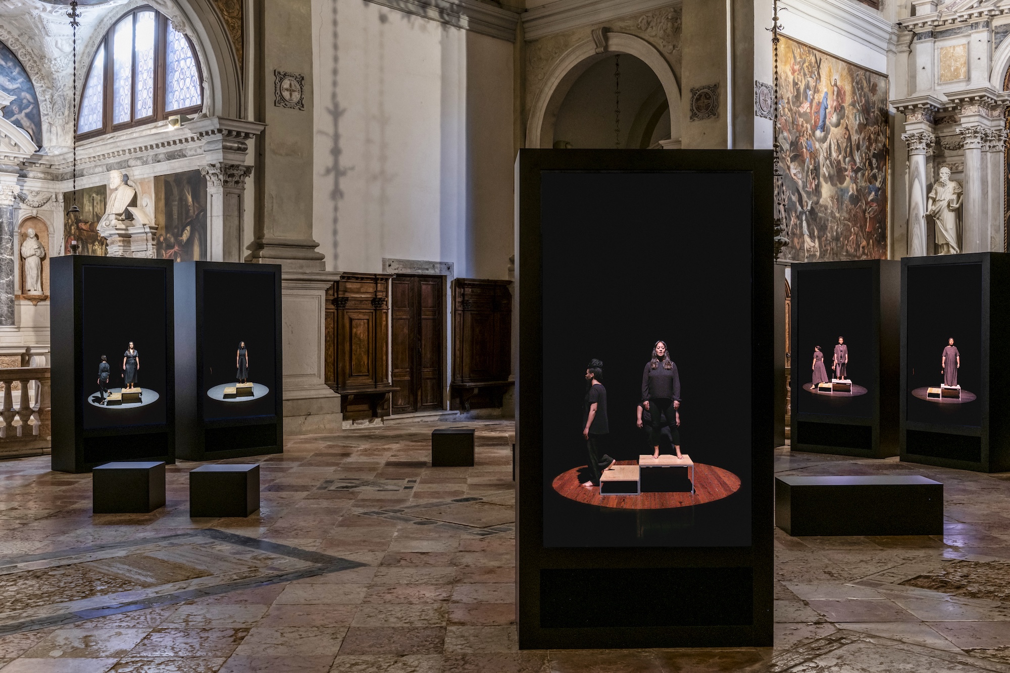Gabrielle Goliath, Elegy at Chiesa di Sant'Antonin, photo 2