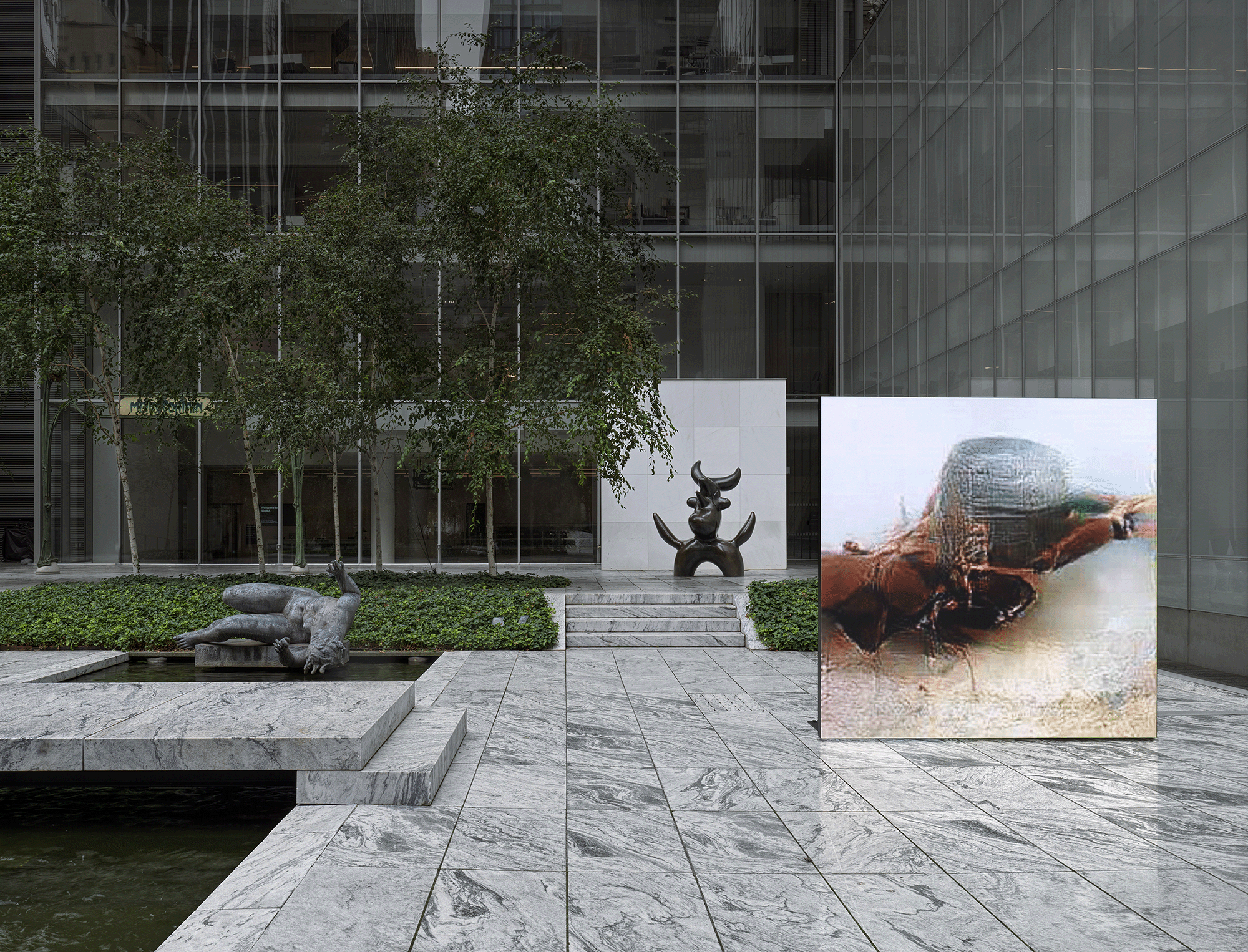Pierre Huyghe, UUmwelt at Museum of Modern Art, photo 2