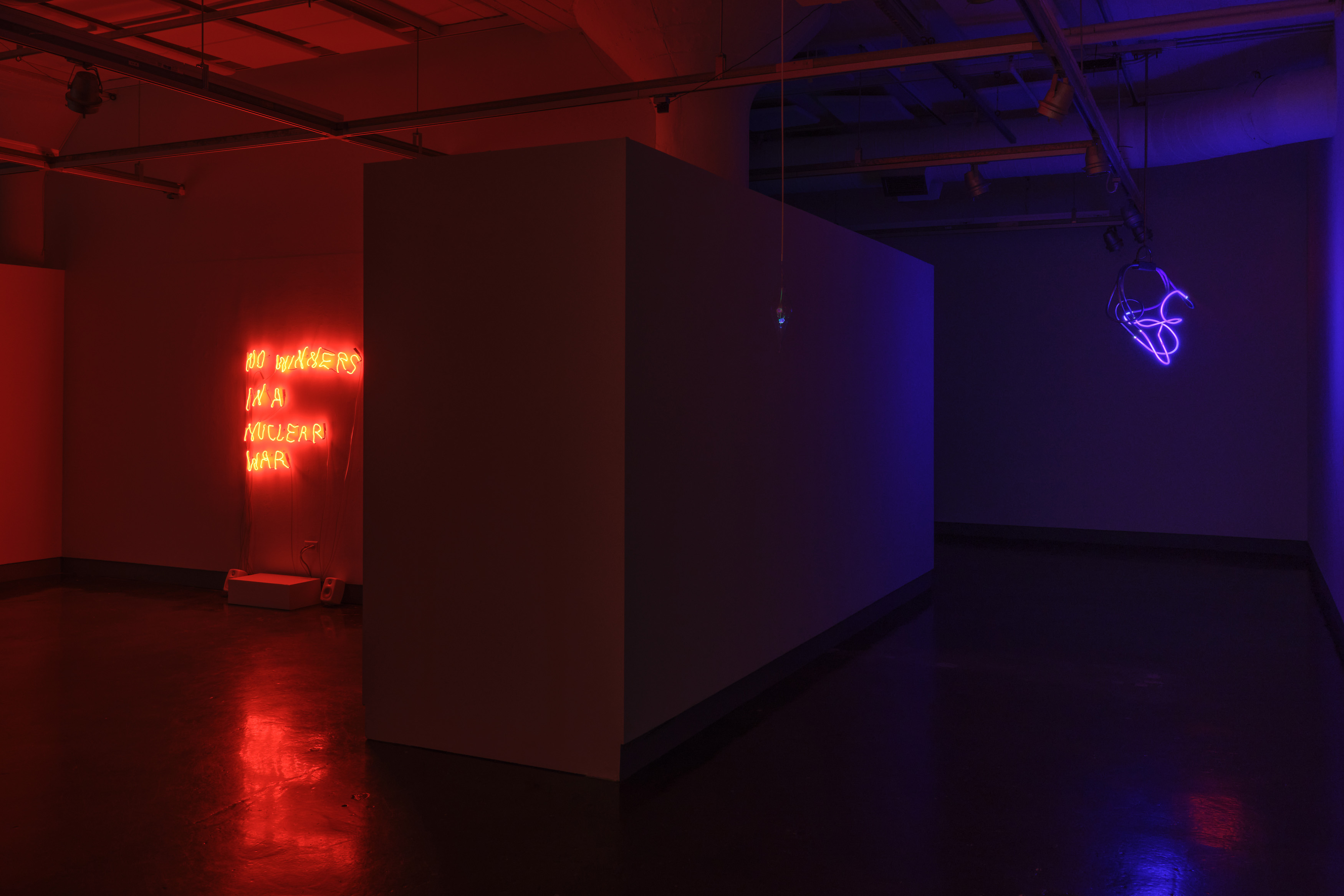 A Vivid Blur, image 4 of 8