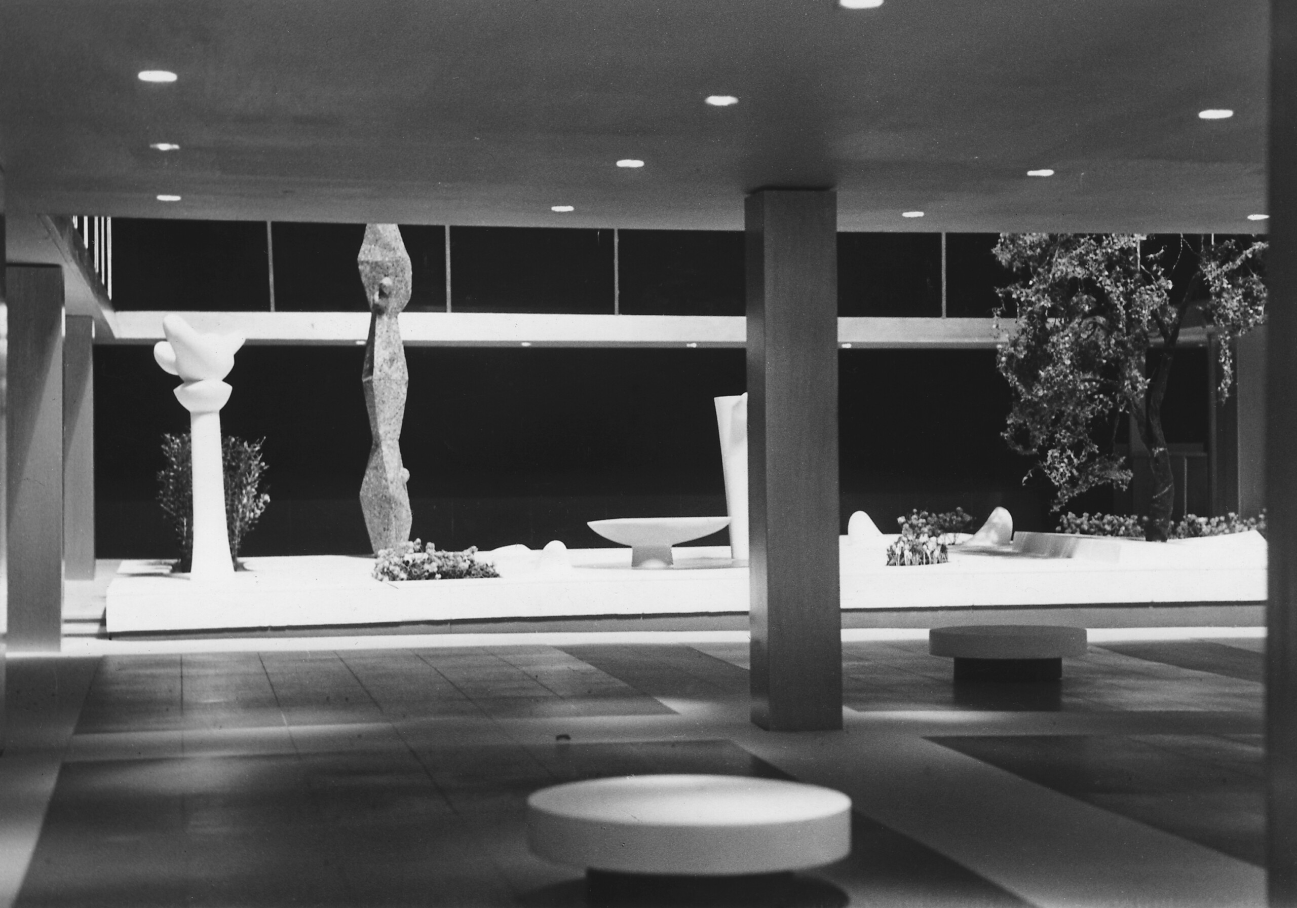 Isamu Noguchi at Lever House