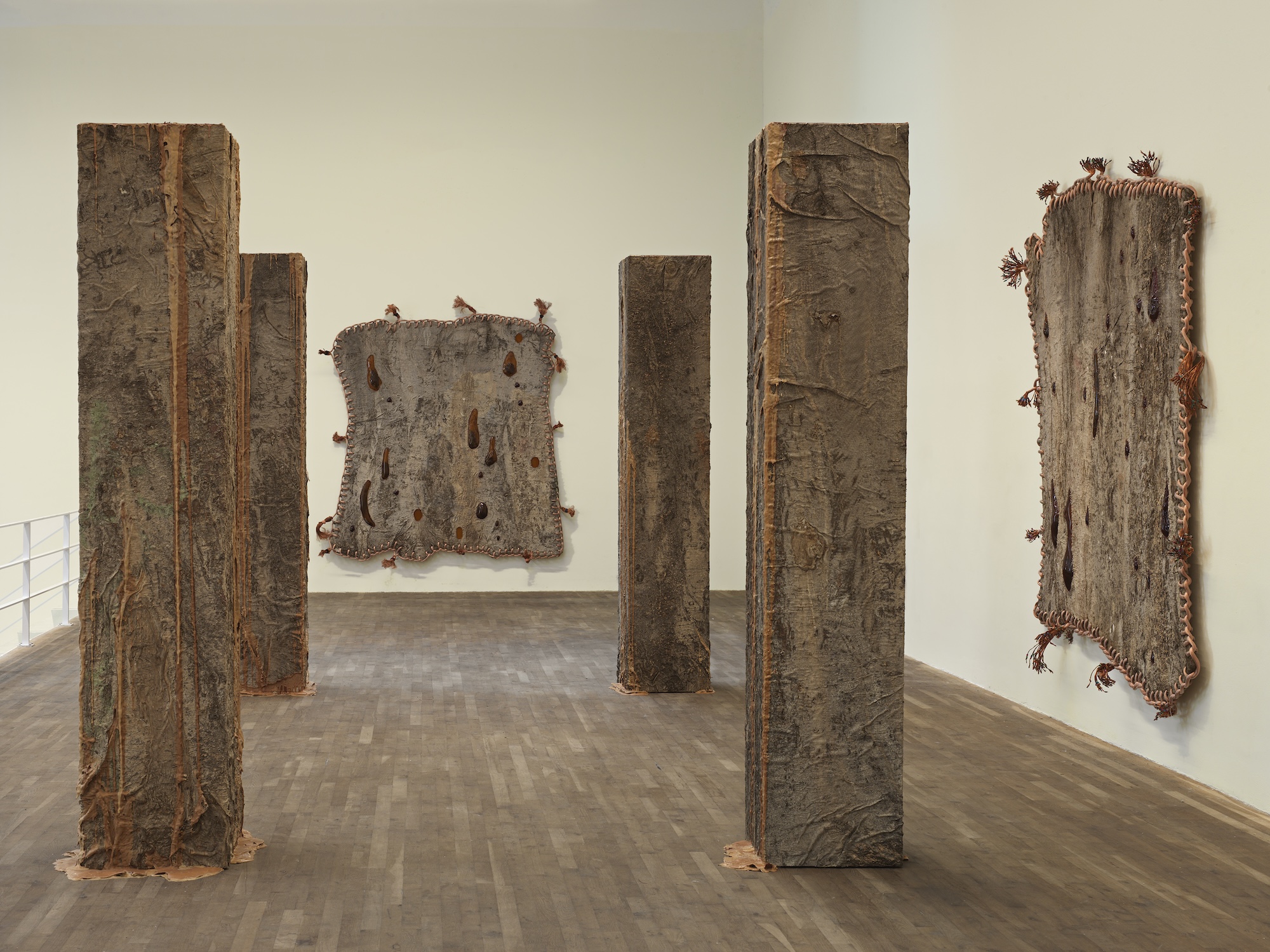 Eddie R. Aparicio, Rubberneckers at Jeffrey Deitch, photo 10