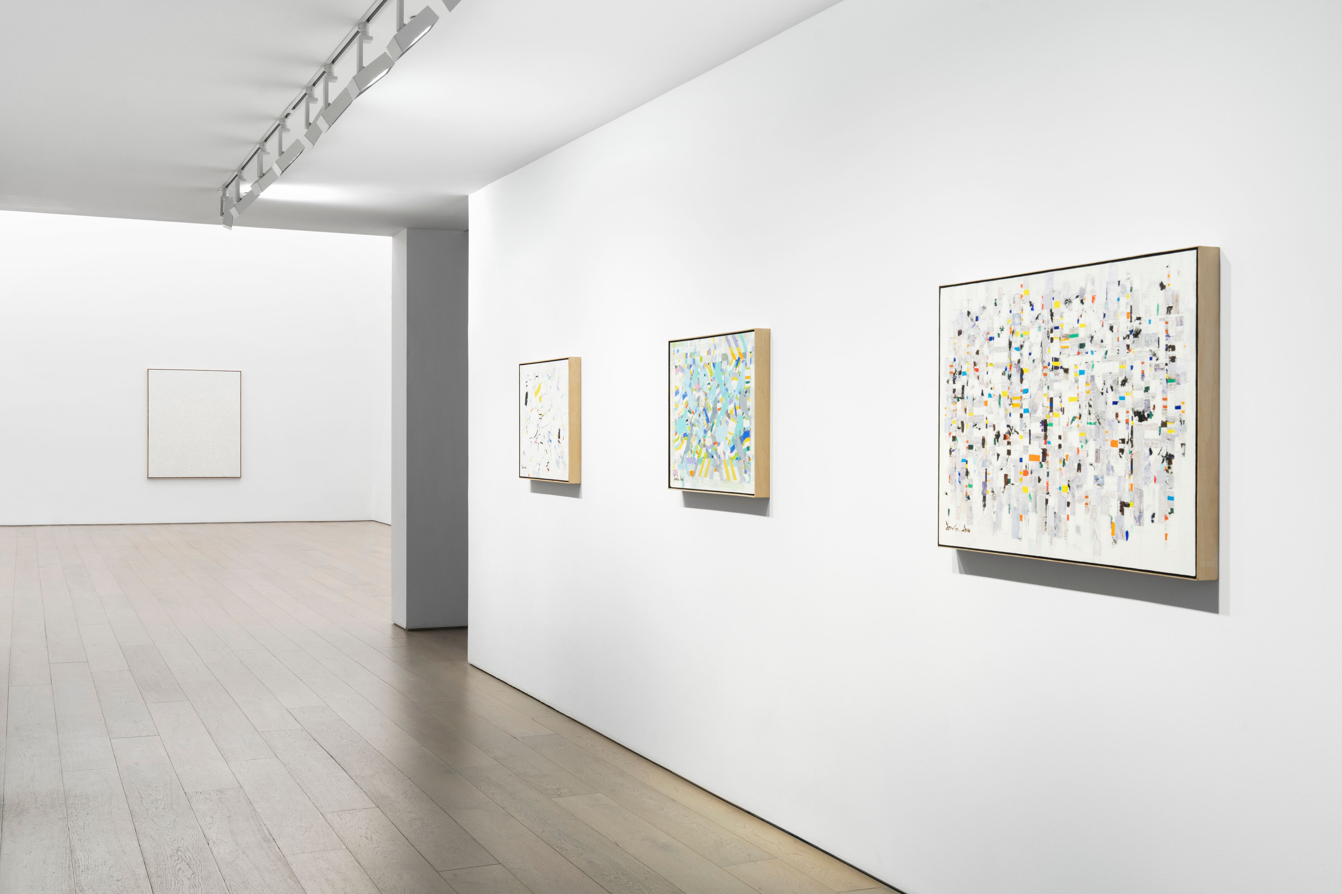 Young-Il Ahn, Self Reflections at Perrotin, photo 7